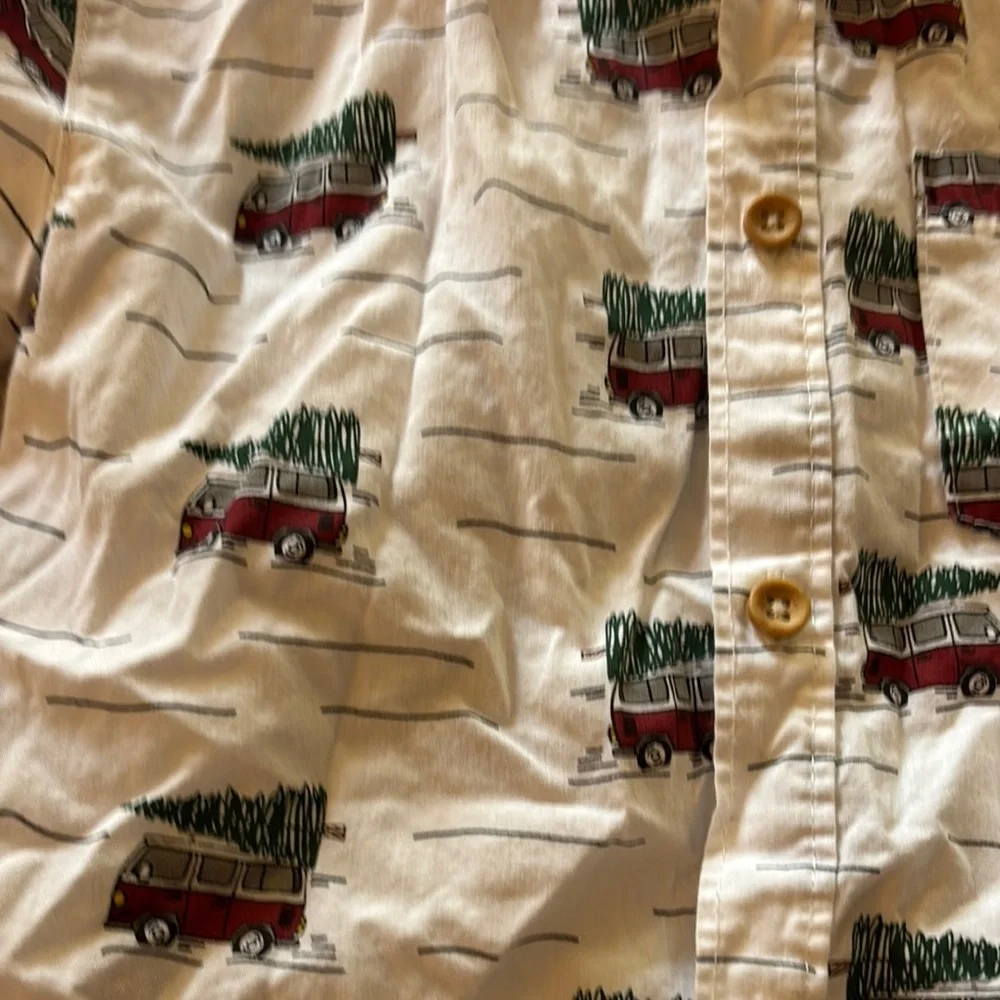 Green and White Casual Button Down Shirt with Artistic Print